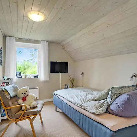 Feriehus In With Kitchen *