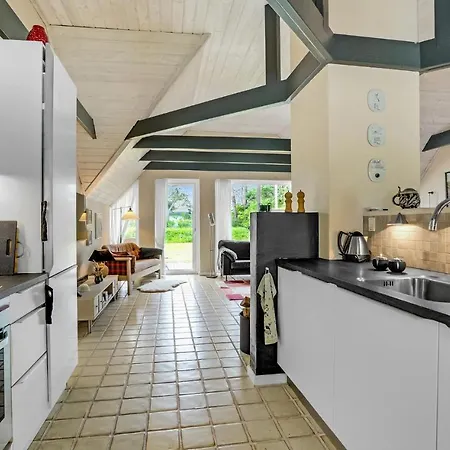 Feriehus In With Kitchen Blåvand